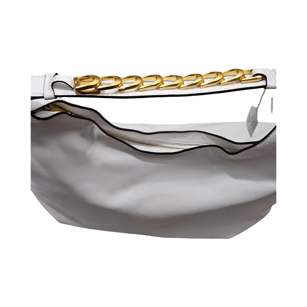 Donna Karan please note